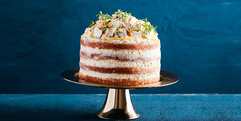Naked cake met mandarijntjescrème, champagneroom en torrone