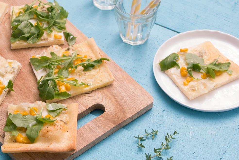 Witte pizza met ricotta en gorgonzola