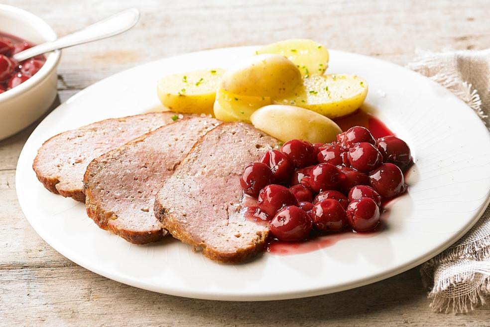 Vleesbrood met krieken