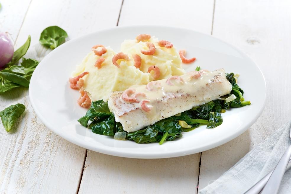 Schelvishaasje met verse spinazie en puree