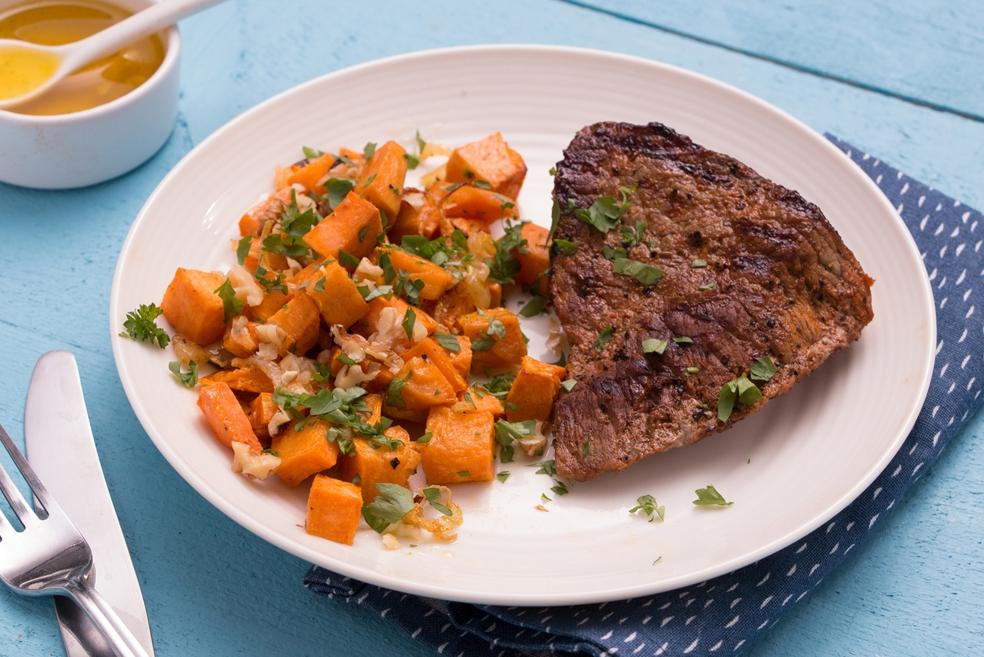 Rumsteak met krokante zoete aardappel