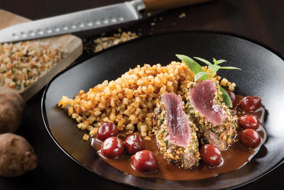 Hindesteak in kruidenmantel met noordkrieken en wintergroenten