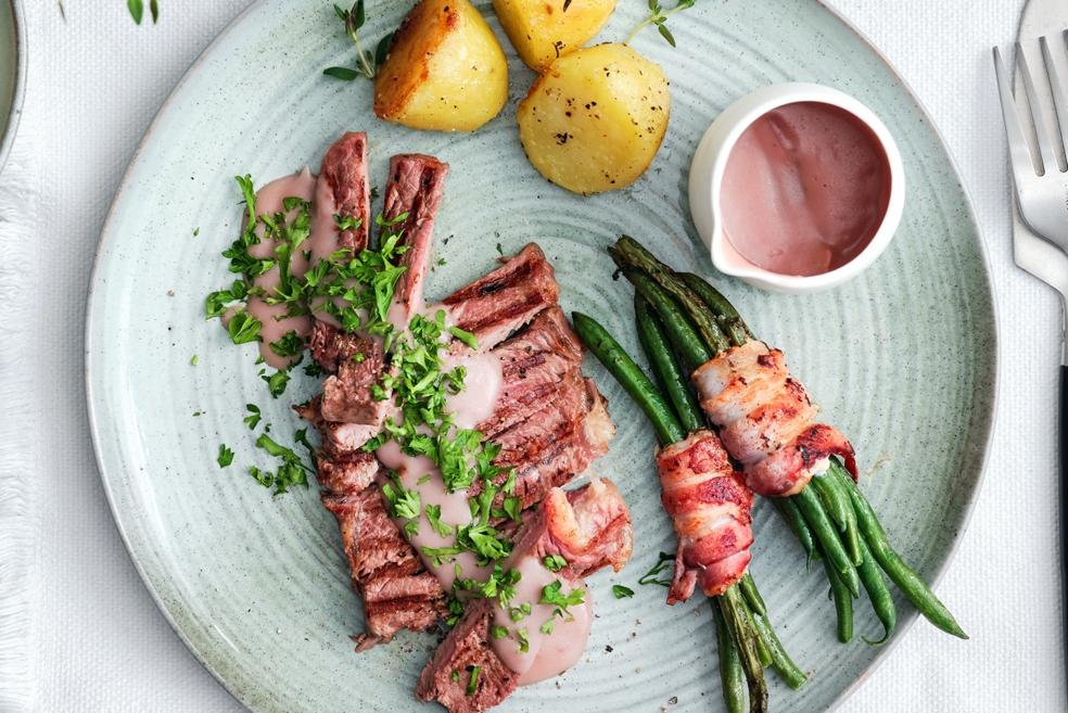 Entrecote bordelaise met boontjes en tijmpatatjes