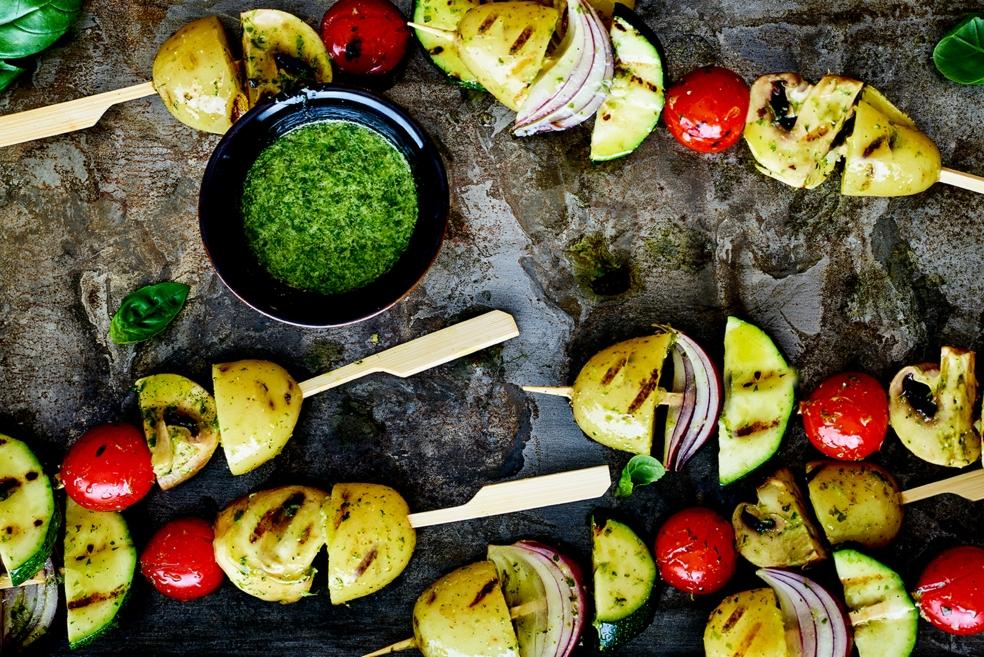 Groentespiesjes met kruidenolie