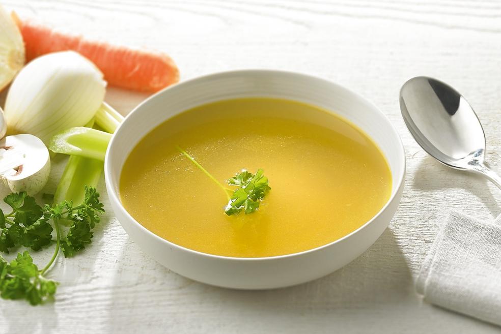 Supersnelle homemade groentebouillon