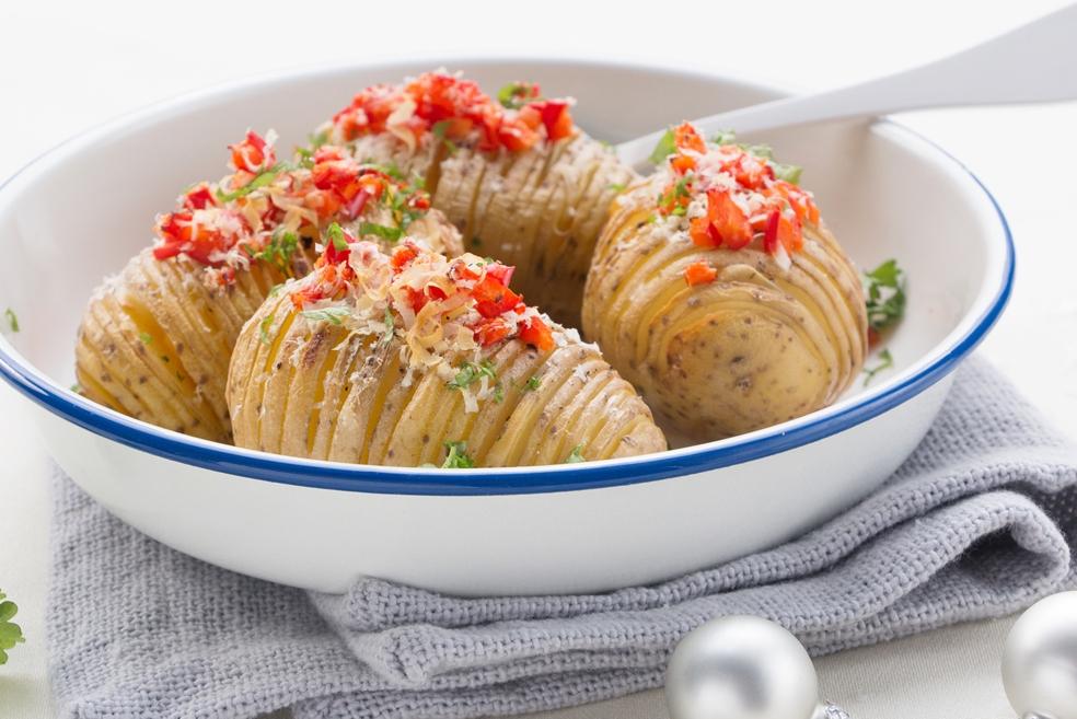 Hasselback-aardappelen met knoflook