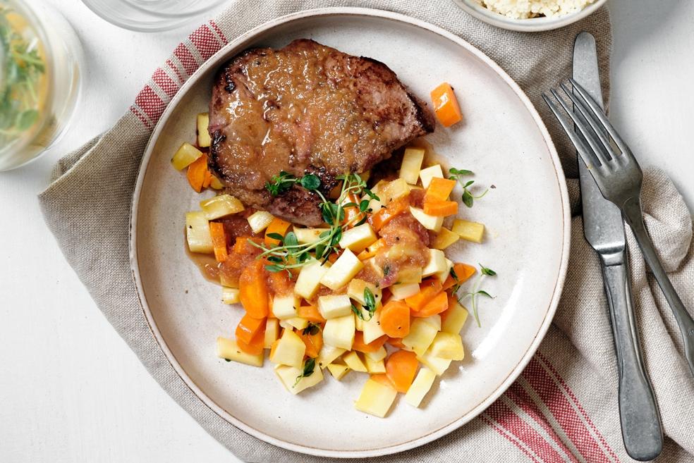 Hindesteak met zoete sjalotsaus