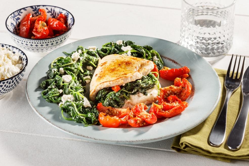 Gevulde kalkoenlapjes met zongedroogde tomaten en spinazie