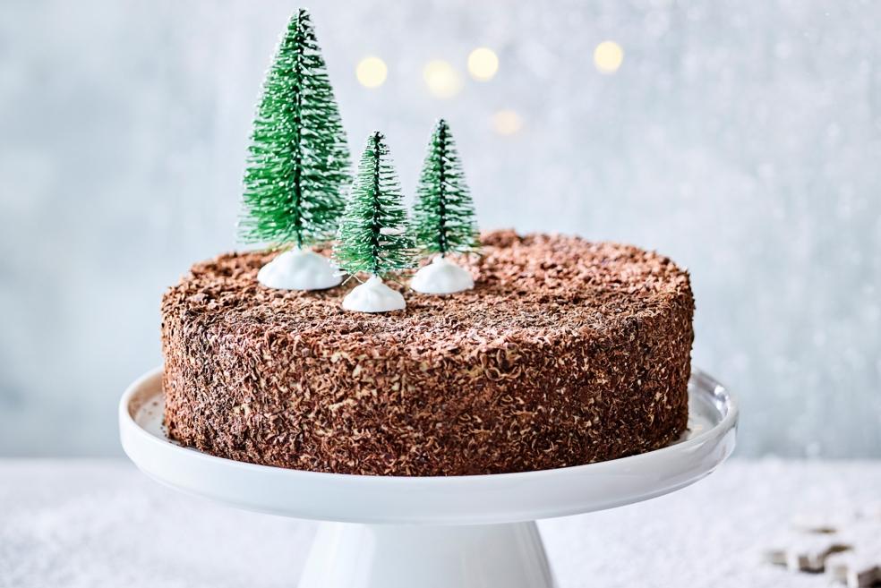 Koekjestaart met koffievulling en chocolade