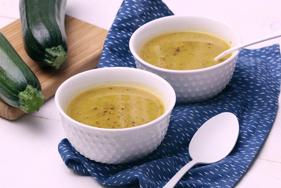 Courgettesoep met mosterd