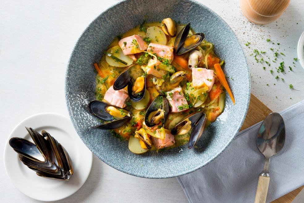Waterzooi met mosselen en zalm