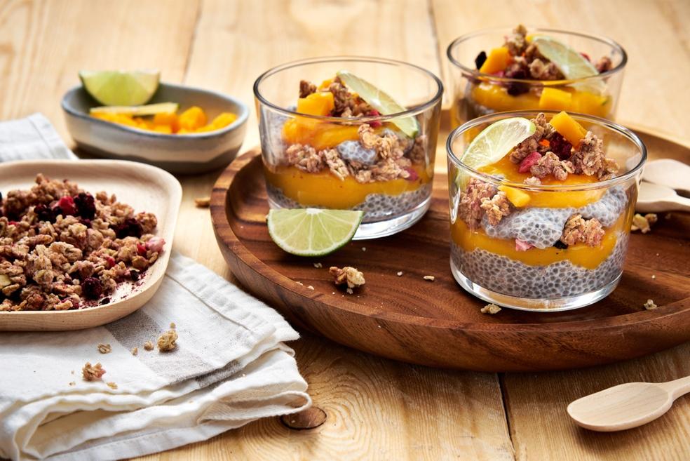 Mango-chiapudding met muesli