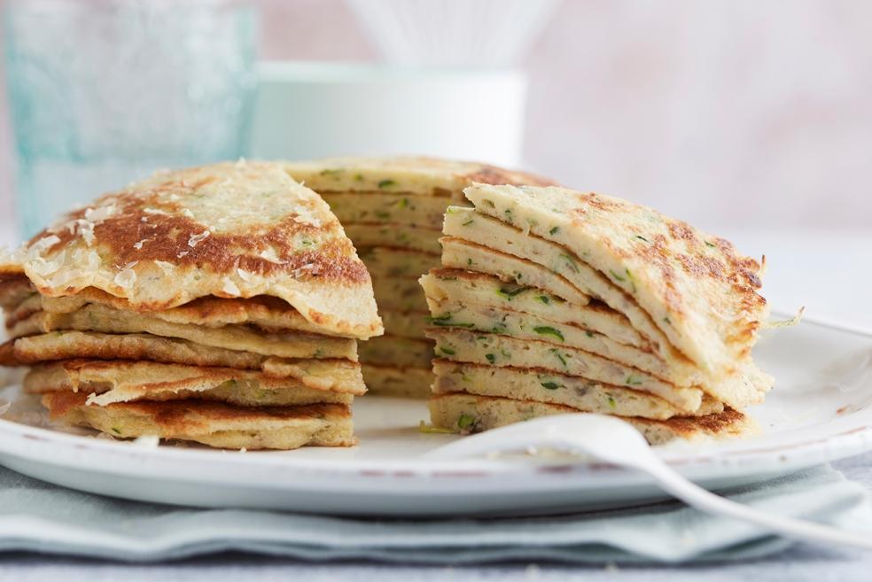 Pannenkoeken met courgettes, champignons en koriander