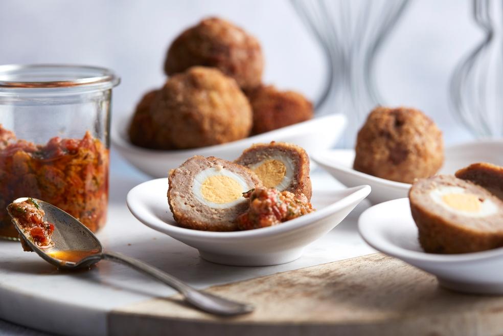 Kwarteleitjes in krokant jasje