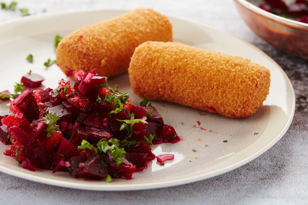 Wildkroketjes met tartaar van rode biet