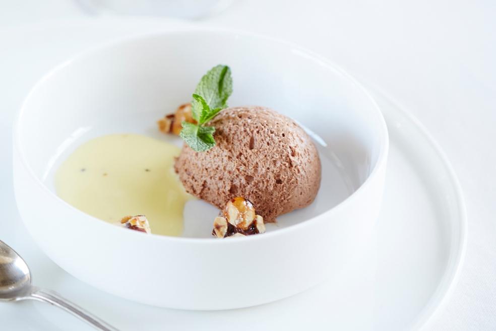 Chocolademousse met saffraancrème