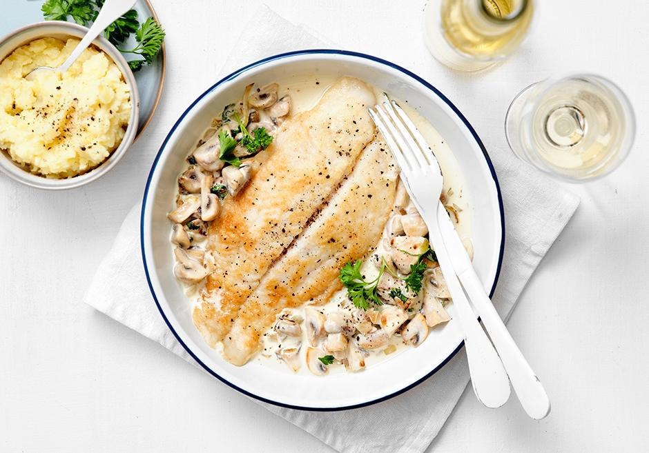 Romig pangasiuspannetje met lookpuree