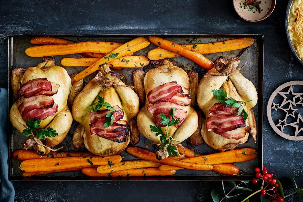 Haantje met gedroogde vruchten en aardappelgratin