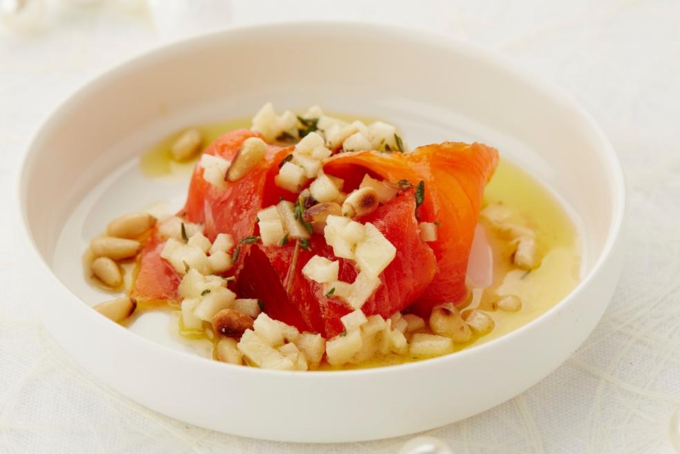 Schotse gerookte zalm met appel-tijmdressing