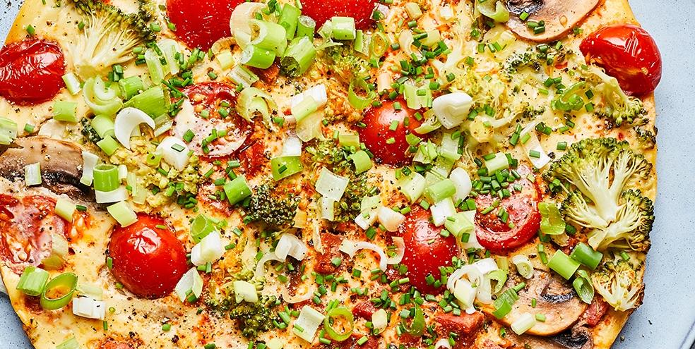 Eierpannetje met Iberische chorizo en desemtoast