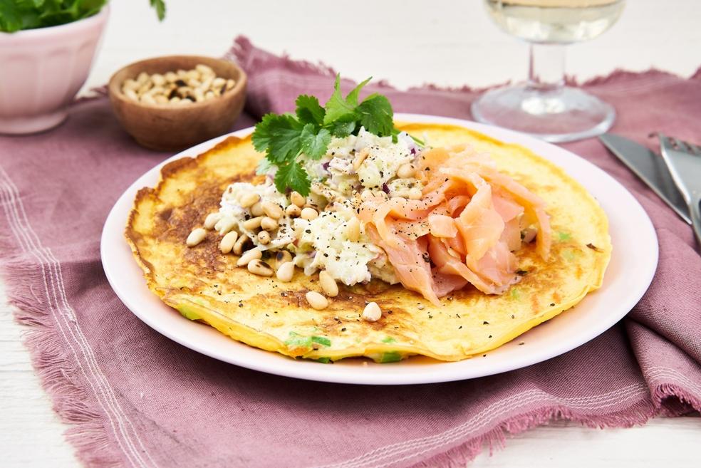 Wortelflensjes met coleslaw en gerookte zalm