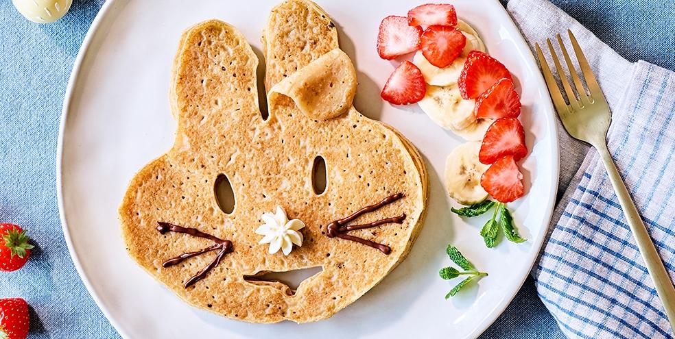 Pannenkoeken met fruit en chocolade
