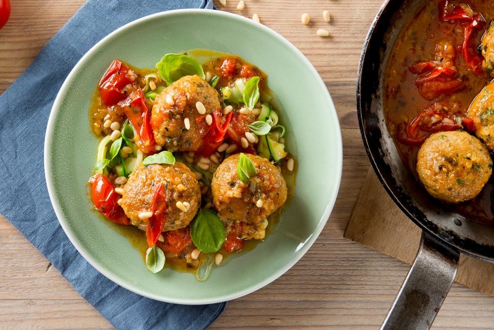 Kippengehaktballetjes met courgetti