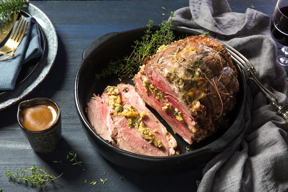 Lamsbout met ovengeroosterde groenten