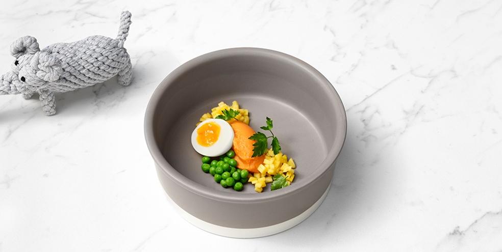 Veggie Dogé Bowl (Zoete aardappel-puree met zachtgegaard eitje)